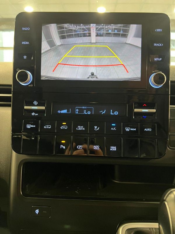 2025-Hyundai-Staria-22d-Executive-Auto-11-Seat image:2