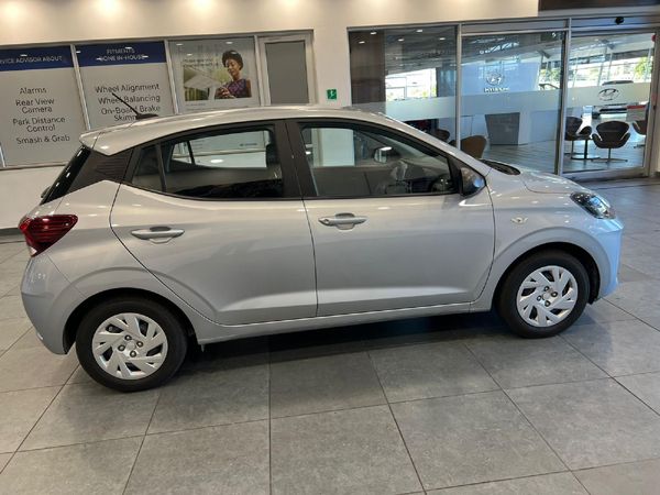 2024-Hyundai-Grand-i10-10-Motion image:10