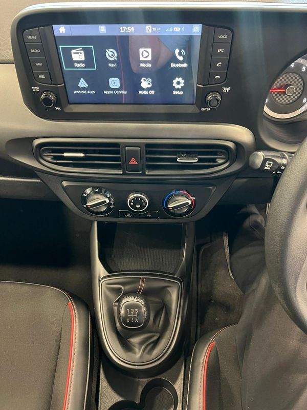 2024-Hyundai-Grand-i10-10-Motion image:3