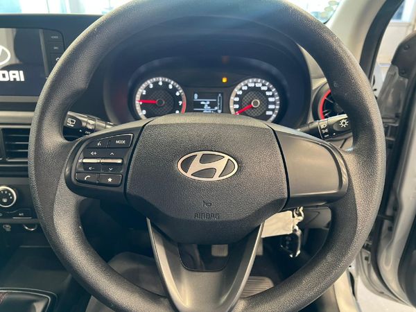 2024-Hyundai-Grand-i10-10-Motion image:6