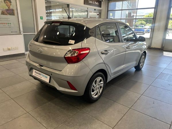 2021-Hyundai-Grand-i10-10-Motion-Auto image:7