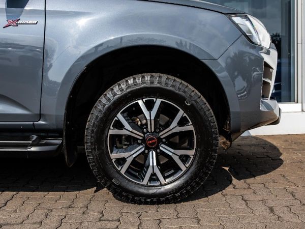 2024-Isuzu-D-Max-19-DDI-HR-X-Rider-Auto-Double-Cab image:3