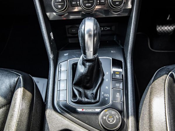 2018-Volkswagen-Tiguan-Allspace-20-TDI-Comfortline-4Motion-Auto image:18