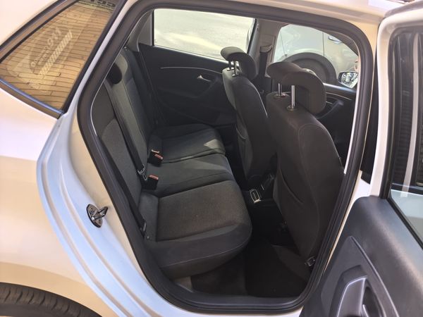 2017-Volkswagen-Polo-12-TSI-Highline-Auto-81kW image:10
