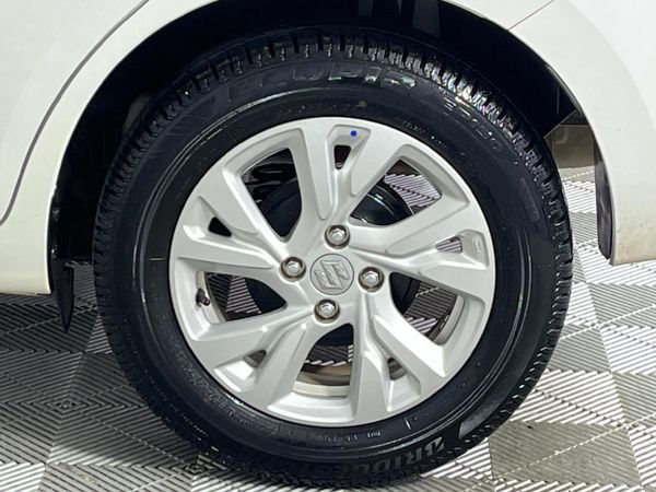 2025-Suzuki-Swift-12-GL image:6