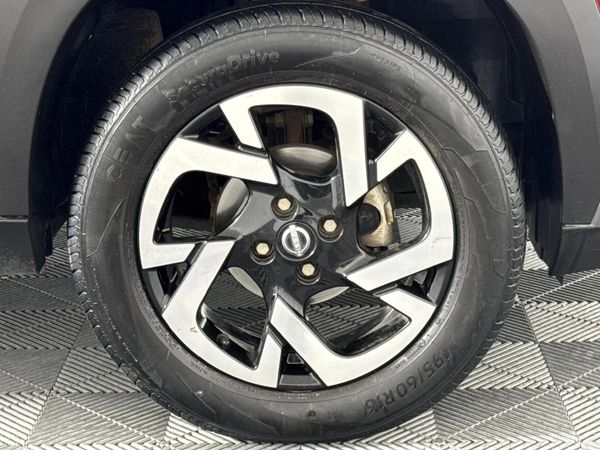 2024-Nissan-Magnite-10-Acenta-AMT image:5