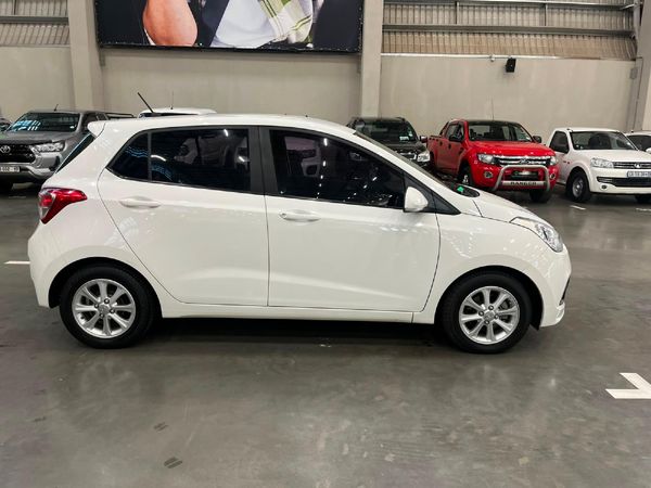 2016-Hyundai-Grand-i10-125-Fluid image:7