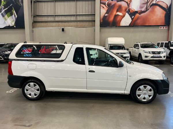 2019-Nissan-NP200-16-AC-Safety-Pack image:1