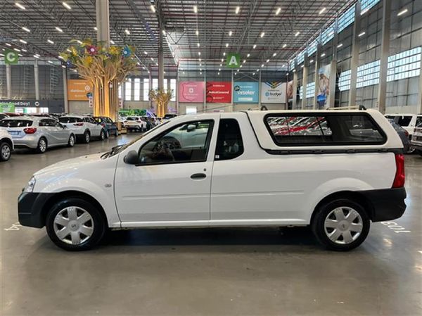 2019-Nissan-NP200-16-AC-Safety-Pack image:5