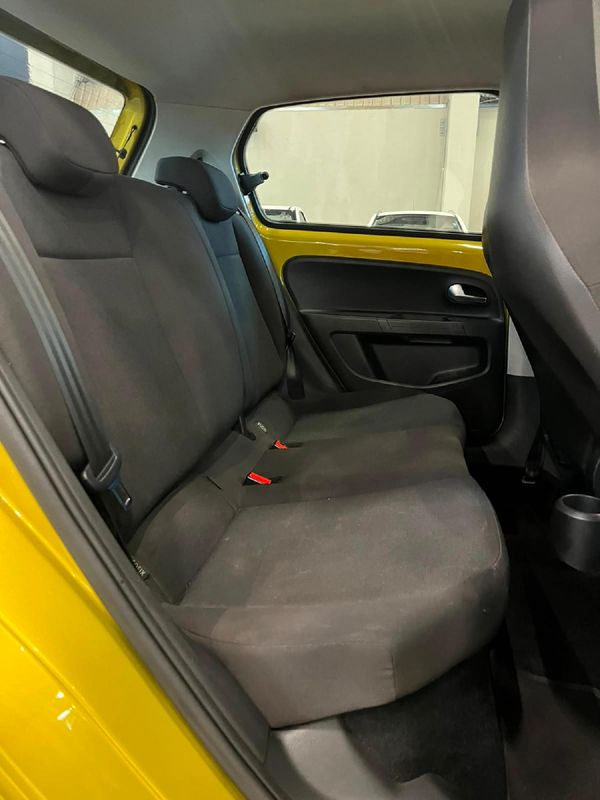 2018-Volkswagen-Up-Move-Up-10-5-dr image:11