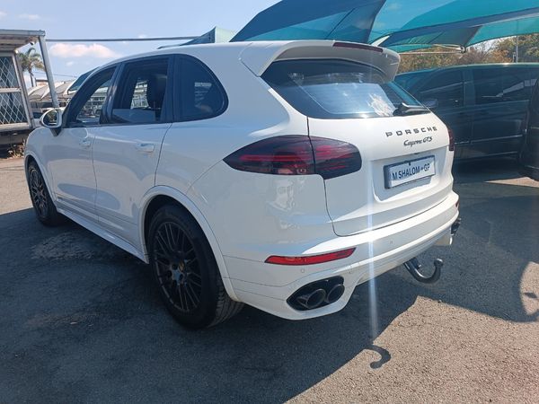 2017-Porsche-Cayenne-GTS-Auto image:5