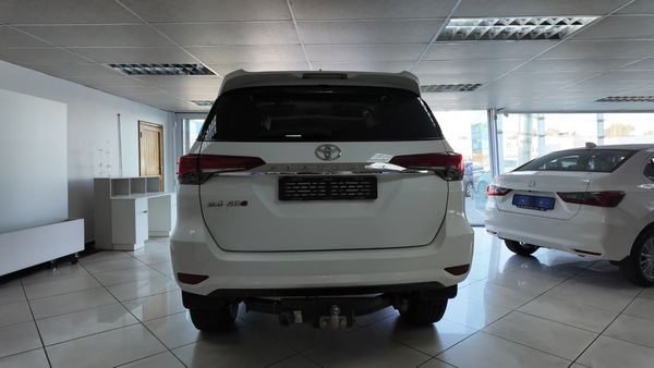 2019-Toyota-Fortuner-24-GD-6-Raised-Body-Auto image:7