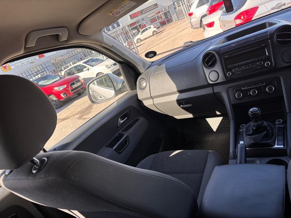2016-Volkswagen-Amarok-20-TDI-Trendline-103kW-Double-Cab image:20