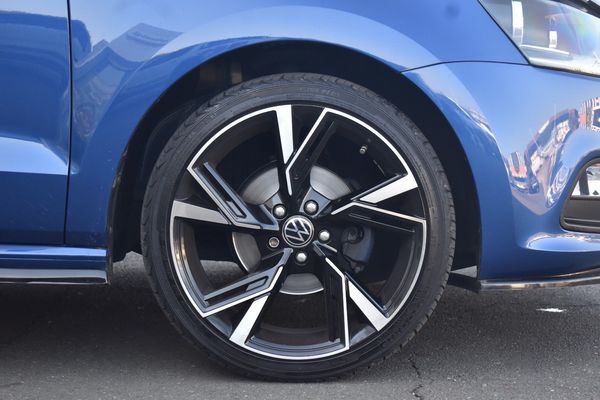 2024-Volkswagen-Polo-Vivo-14-Comfortline-5-dr image:8