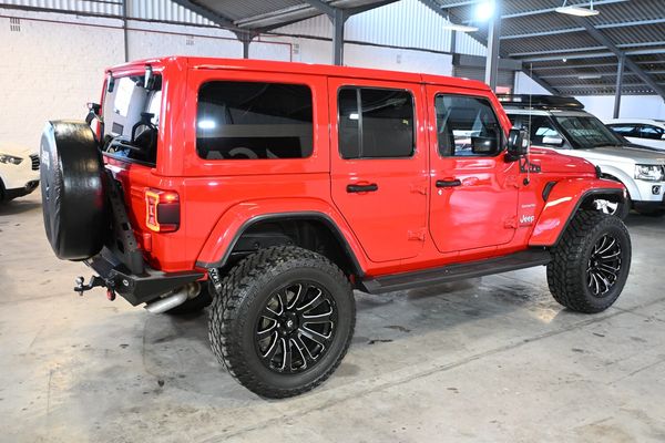2021-Jeep-Wrangler-36-Sahara-Unlimited-8-SPD-Auto-Face-Lift-4X4 image:3