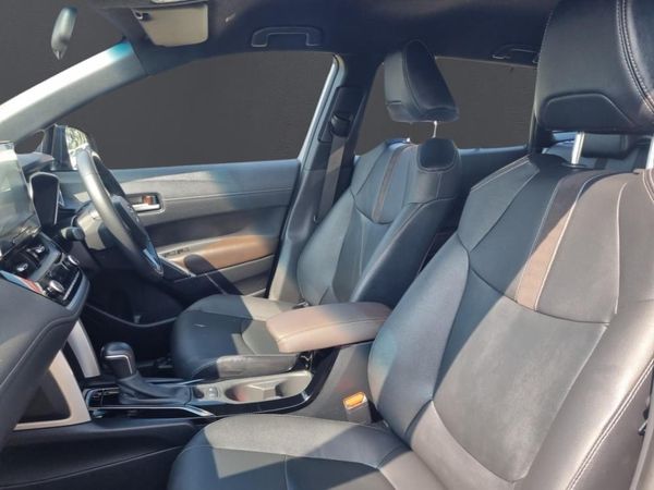2025-Toyota-Corolla-Cross-18-XS image:13