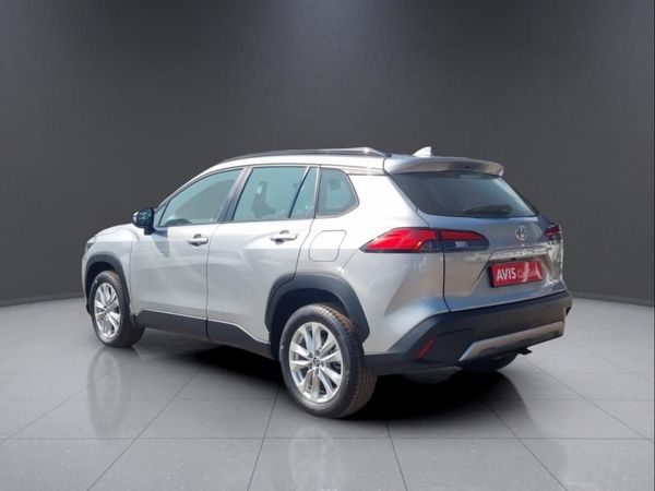 2025-Toyota-Corolla-Cross-18-XS image:4