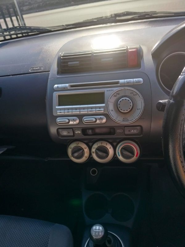 2007-Honda-Jazz-14i-DSI image:14