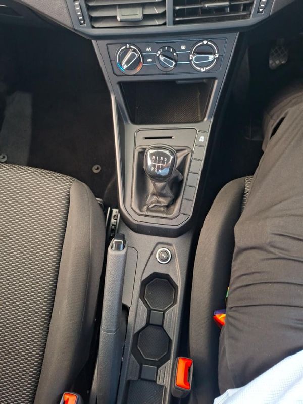 2024-Volkswagen-Polo-10-TSI image:11