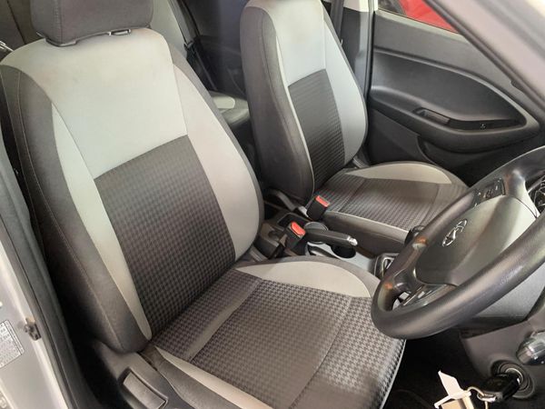 2019-Hyundai-i20-12-Motion image:10