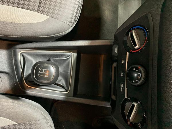 2019-Hyundai-i20-12-Motion image:8