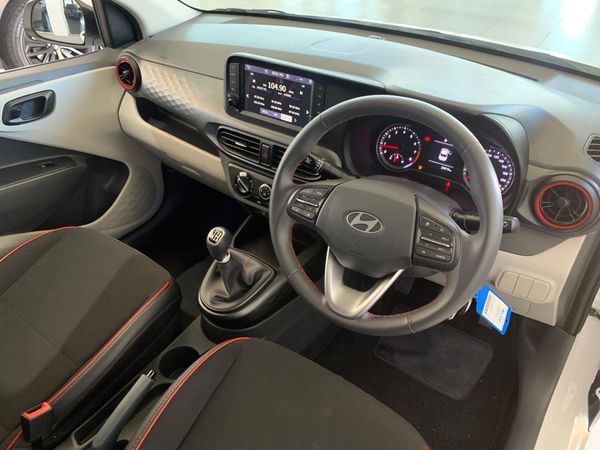 2024-Hyundai-Grand-i10-12-Fluid-Sedan image:17