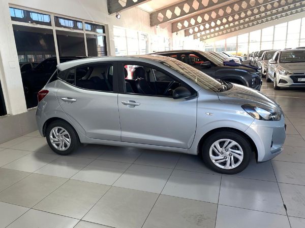 2023-Hyundai-Grand-i10-10-Motion image:7