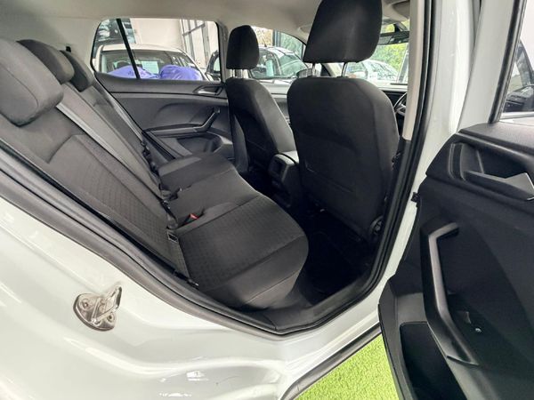 2022-Volkswagen-T-Cross-10-TSI-Comfortline-Auto image:9