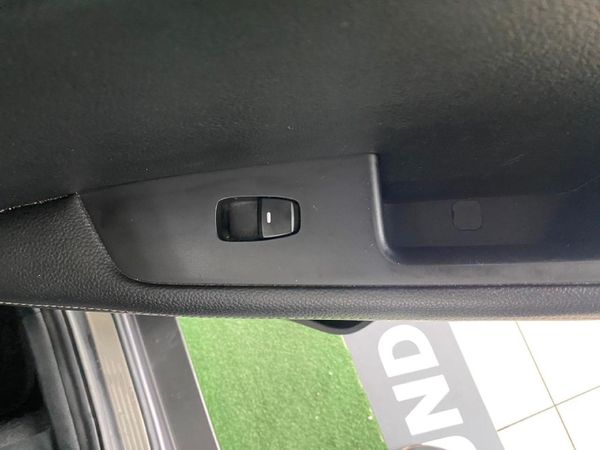 2019-Hyundai-Creta-16-Executive-Auto image:9
