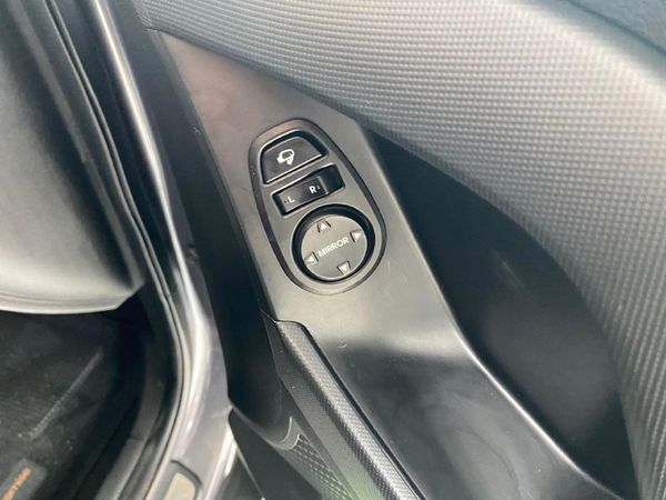 2019-Hyundai-Creta-16-Executive-Auto image:14