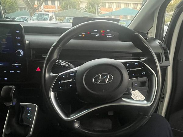 2026-Hyundai-Staria-22d-Executive-Auto image:10