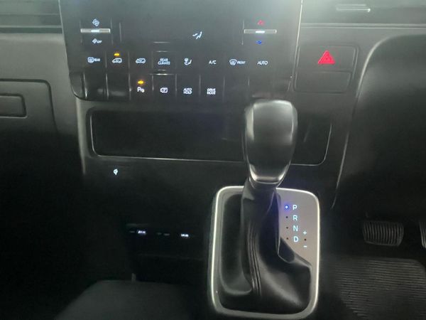2026-Hyundai-Staria-22d-Executive-Auto image:13