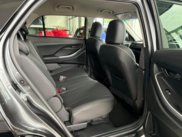 2026-Hyundai-Alcazar-15D-Executive-Auto image:9