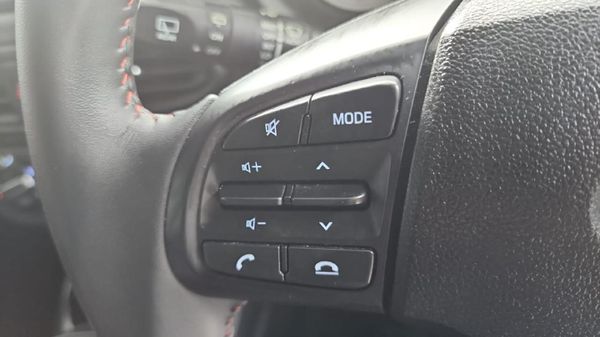 2022-Hyundai-Grand-i10-12-Fluid-Auto image:13