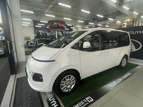 2023-Hyundai-Staria-22d-Executive-Auto image:2