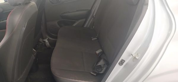 2021-Hyundai-Grand-i10-10-Motion-Auto image:8