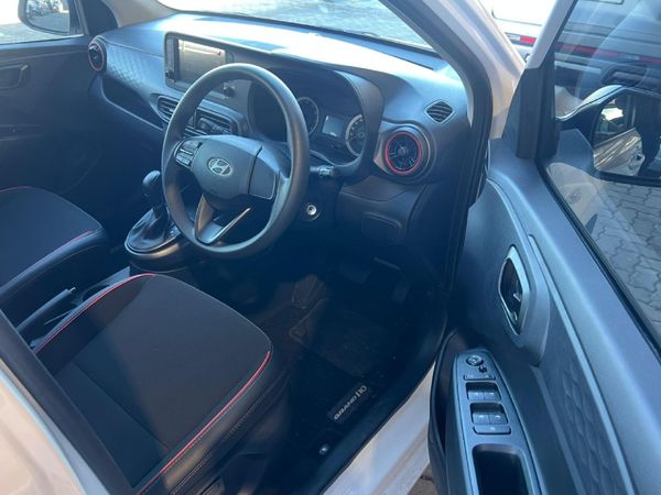 2025-Hyundai-Grand-i10-12-Motion-Auto image:7