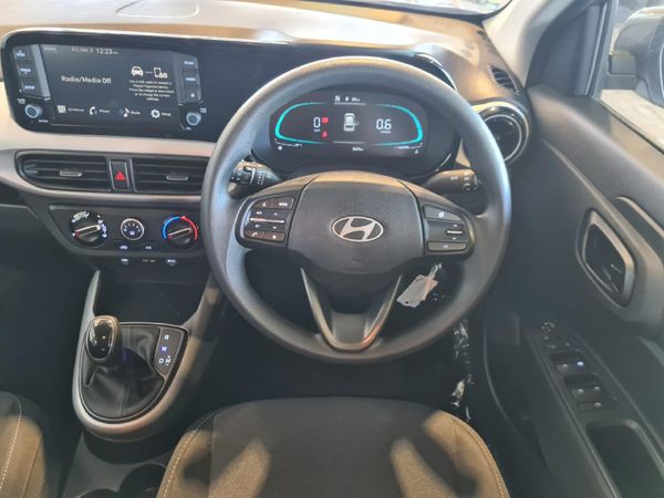 2025-Hyundai-Exter-12-Premium-Auto image:9