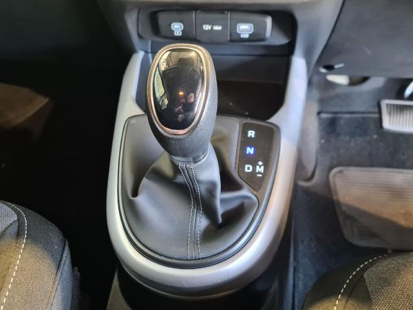 2025-Hyundai-Exter-12-Premium-Auto image:10
