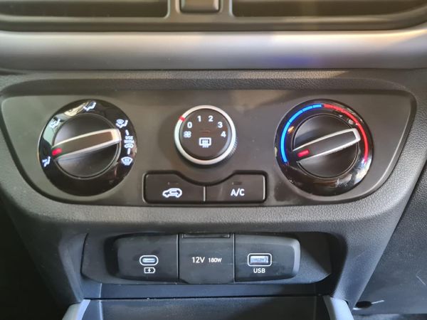 2025-Hyundai-Exter-12-Premium-Auto image:15