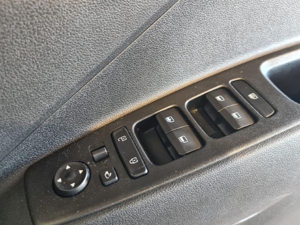 2025-Hyundai-Exter-12-Premium-Auto image:18