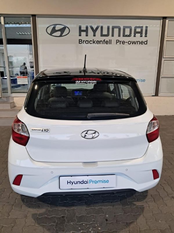 2023-Hyundai-Grand-i10-10-Fluid image:4