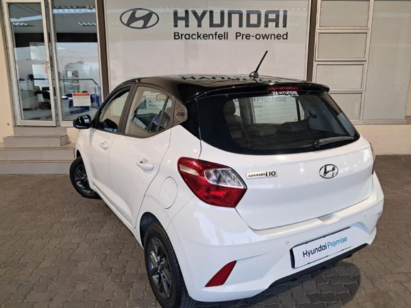 2023-Hyundai-Grand-i10-10-Fluid image:5