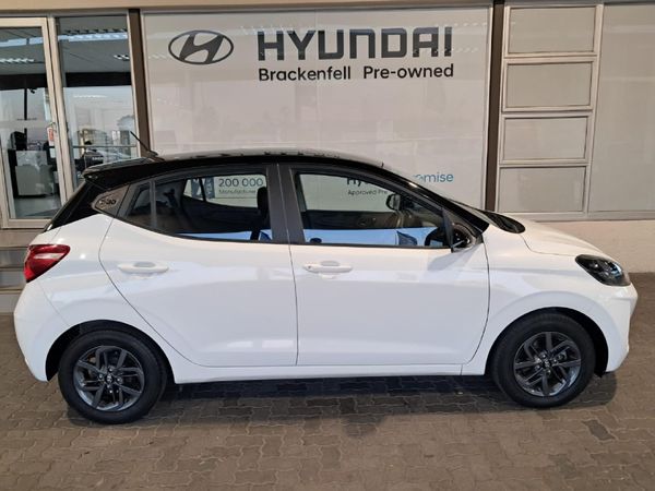 2023-Hyundai-Grand-i10-10-Fluid image:6