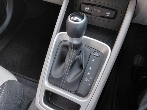 2025-Hyundai-Venue-10-TGDI-Motion-DCT image:15