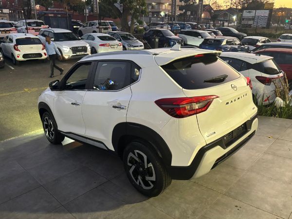 2021-Nissan-Magnite-10T-Acenta image:4
