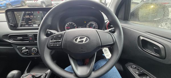2024-Hyundai-Grand-i10-10-Motion image:19