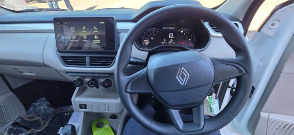 2026-Renault-Triber-10-Evolution image:17