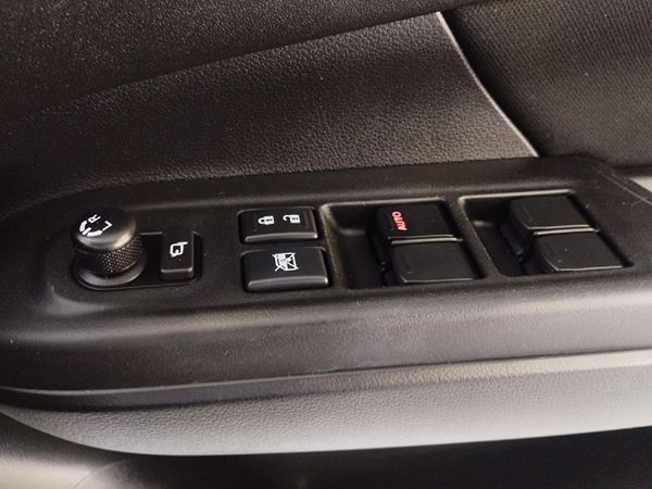 2025-Suzuki-Swift-12-GL image:17