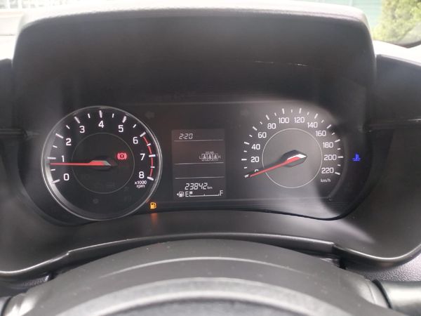 2025-Suzuki-Swift-12-GL image:1
